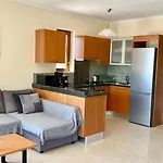 Villa Almond Kalamítsi